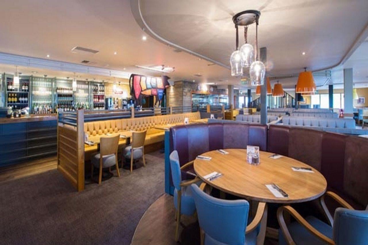 Premier Inn Newton Abbot Eksteriør billede